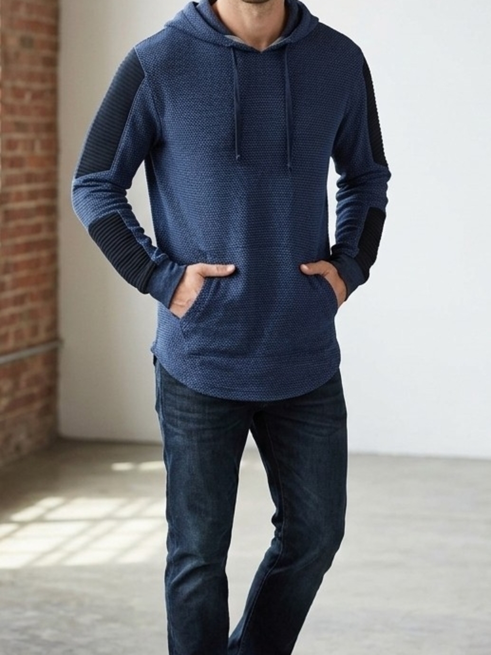 AMONGST OTHERS 'American Legacy' Blue/Black Textured Knit Hoodie - Men's US Larg